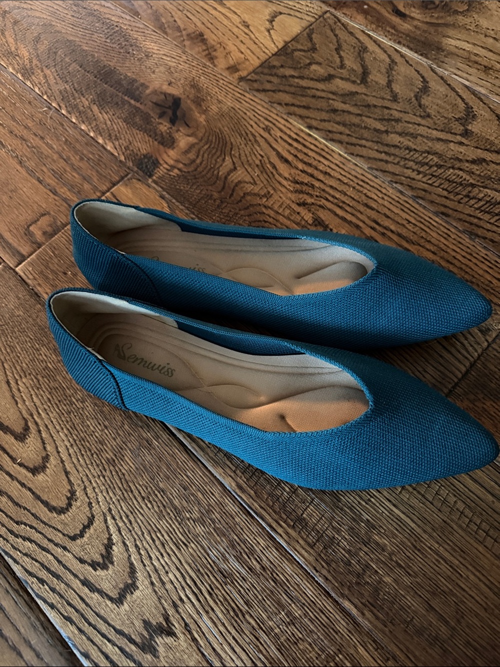 SEMWISS Teal Pointed-Toe Women's Flats Size 40